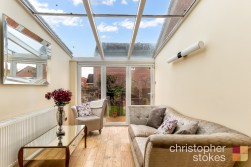 Pettys Close, Cheshunt, Hertfordshire, EN8 0EW