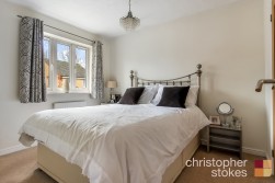 Pettys Close, Cheshunt, Hertfordshire, EN8 0EW