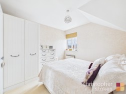 Turners Hill, Cheshunt, Waltham Cross EN8 9DG