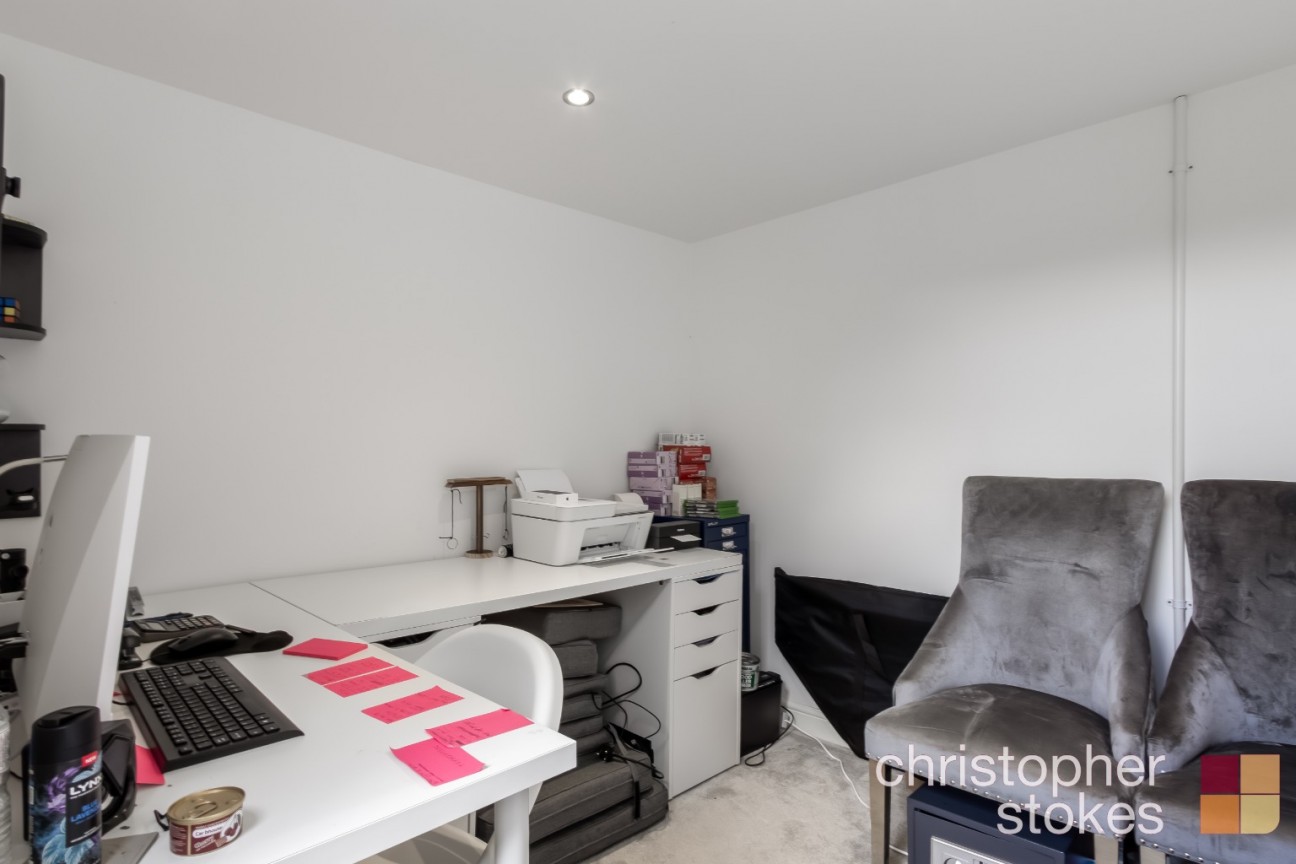 Smarts Green, Cheshunt, Hertfordshire, EN7 6BB