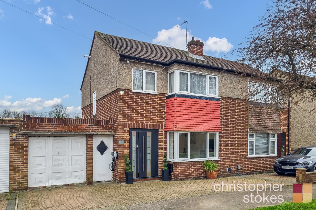 Montayne Road, Cheshunt, Hertfordshire, EN8 8LS