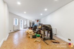 Colvin Gardens, Waltham Cross, EN8 8QZ