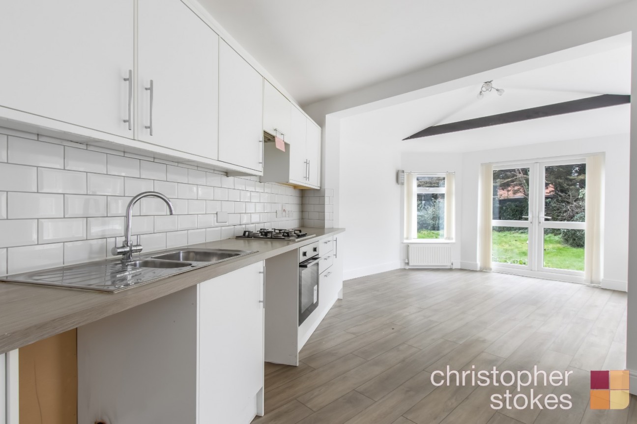 Colvin Gardens, Waltham Cross, EN8 8QZ