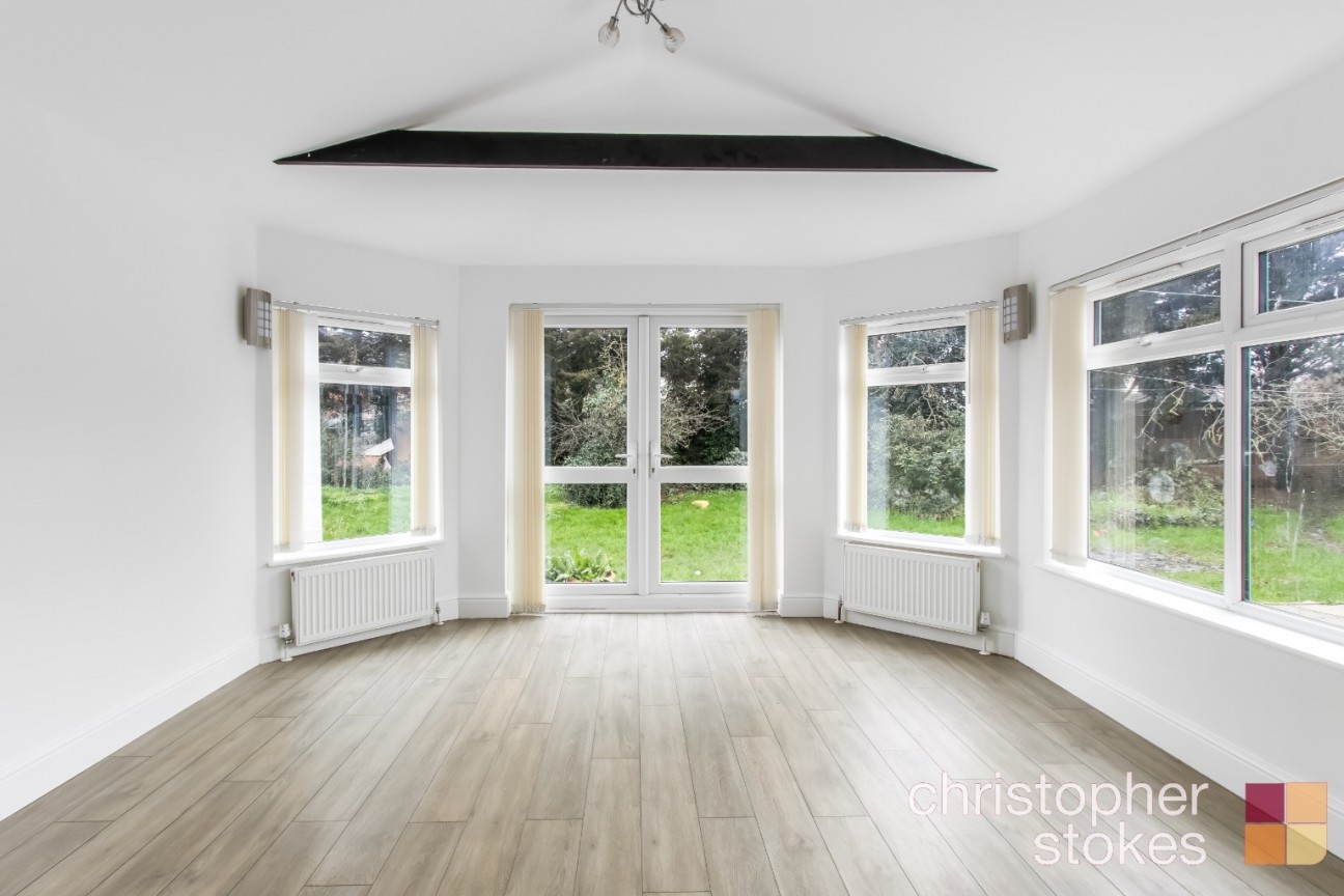 Colvin Gardens, Waltham Cross, EN8 8QZ