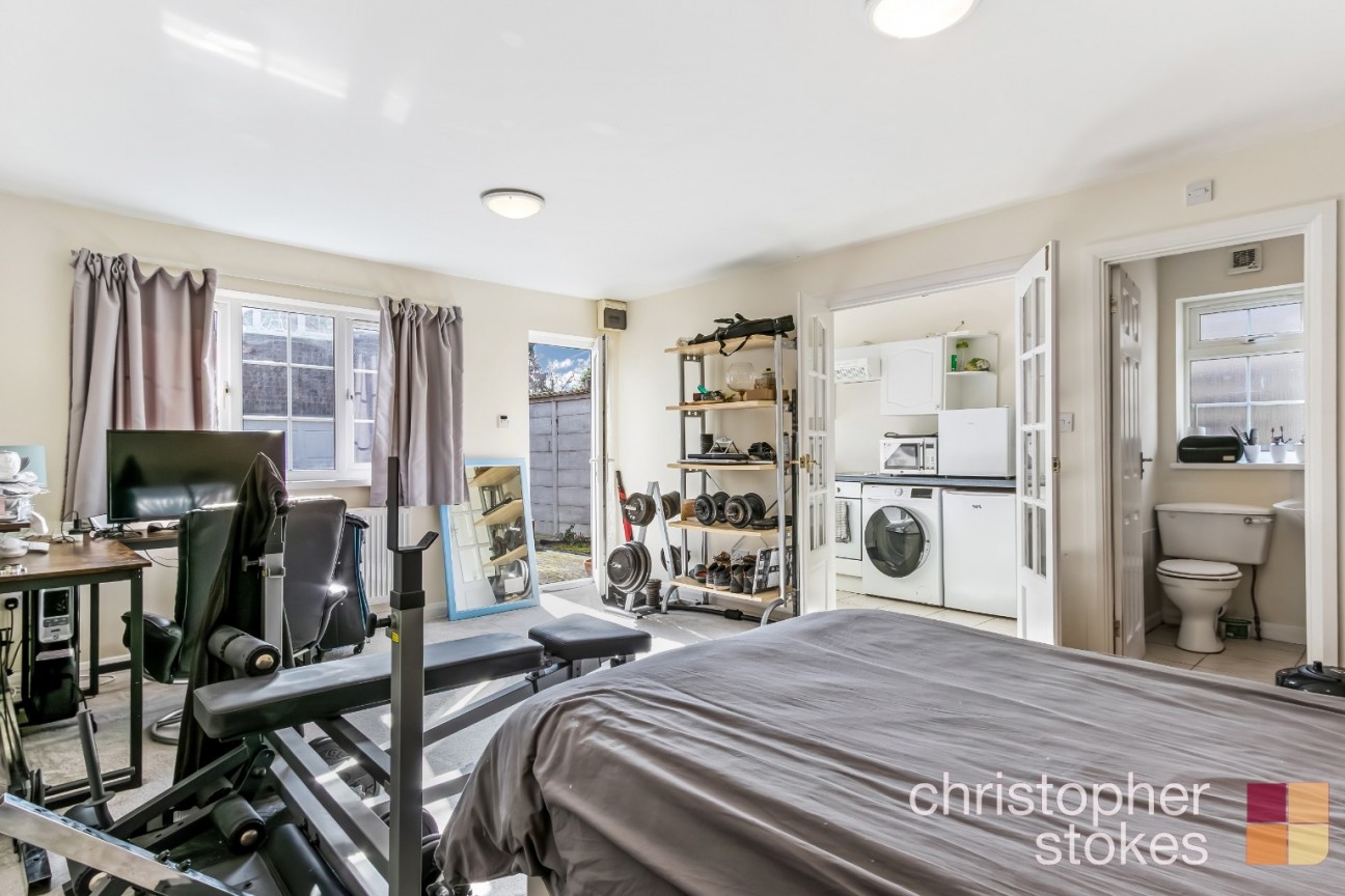 Gladstone Road, Ware, Hertfordshire, SG12 0AQ