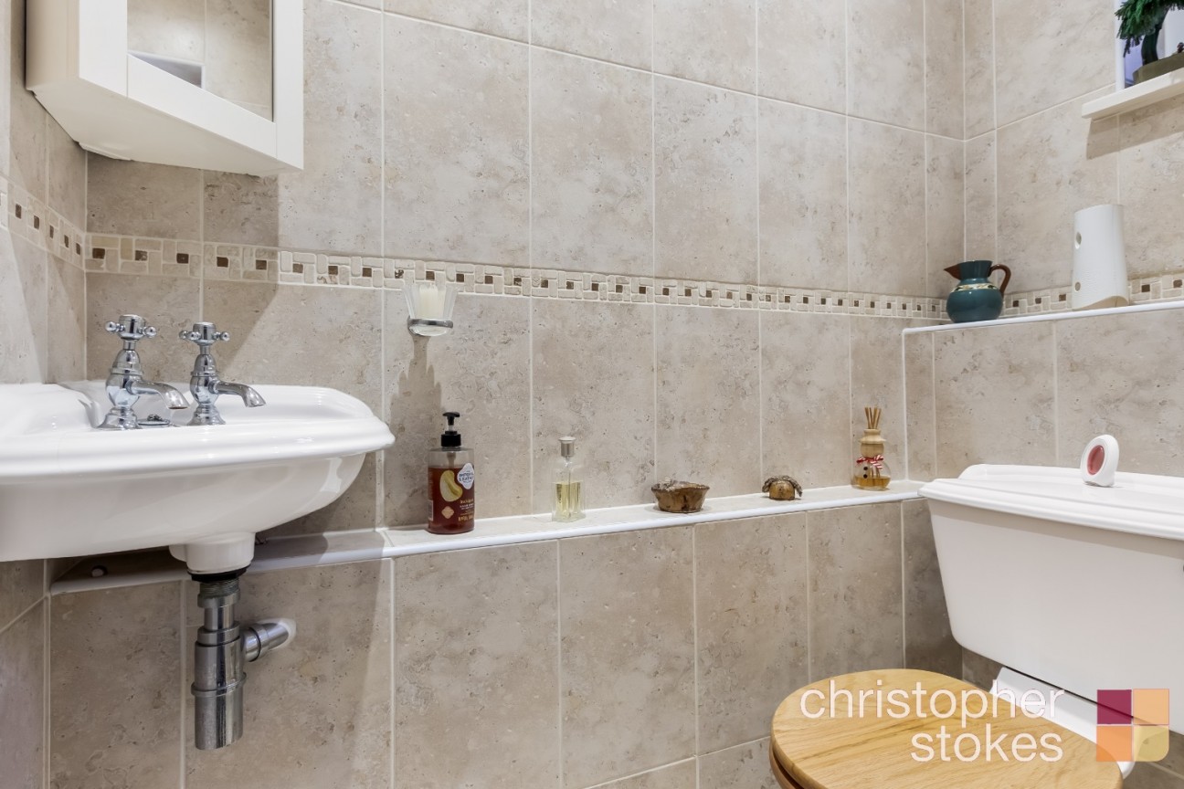 Holmesdale, Waltham Cross, Greater London, EN8 8RG