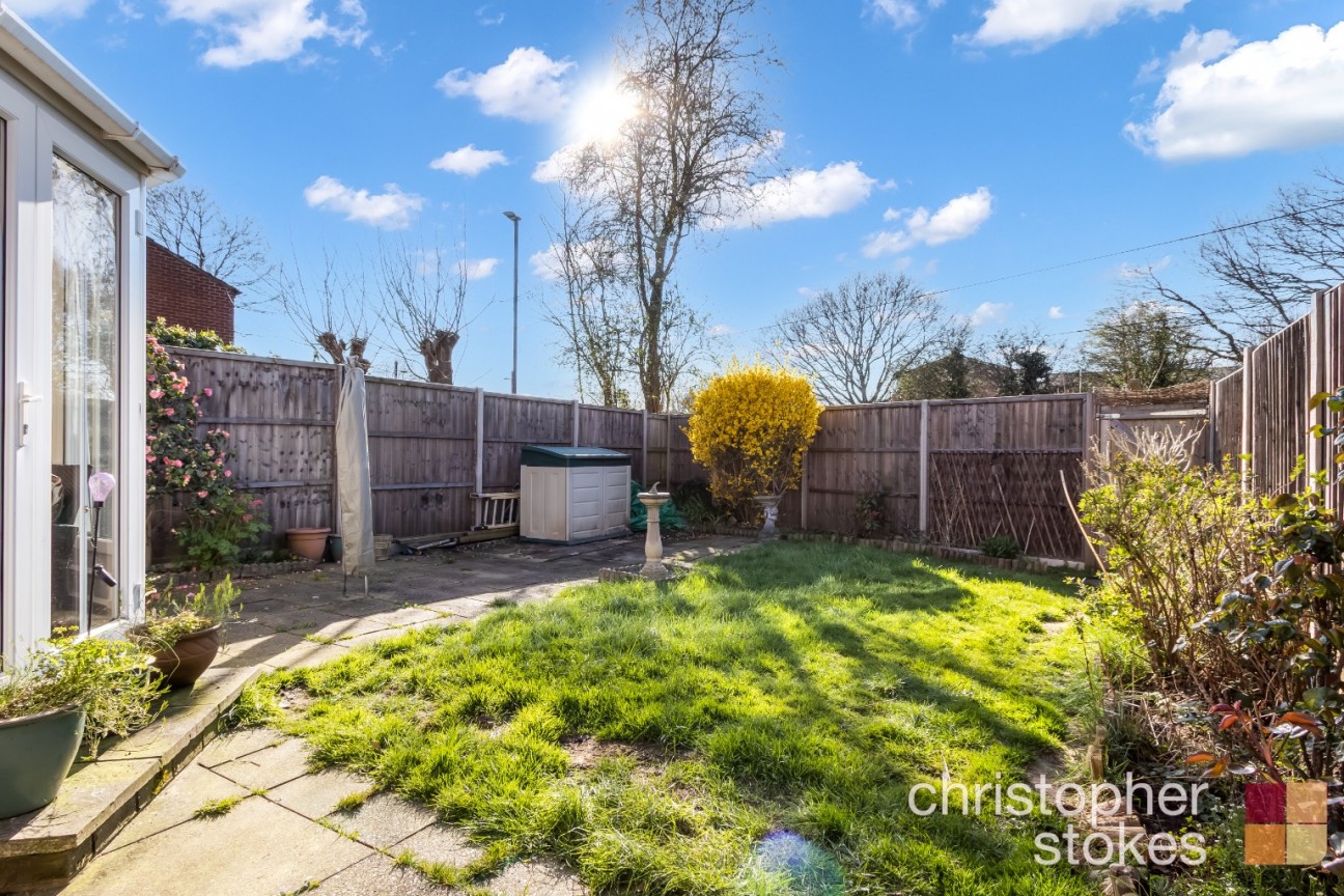 Holmesdale, Waltham Cross, Greater London, EN8 8RG