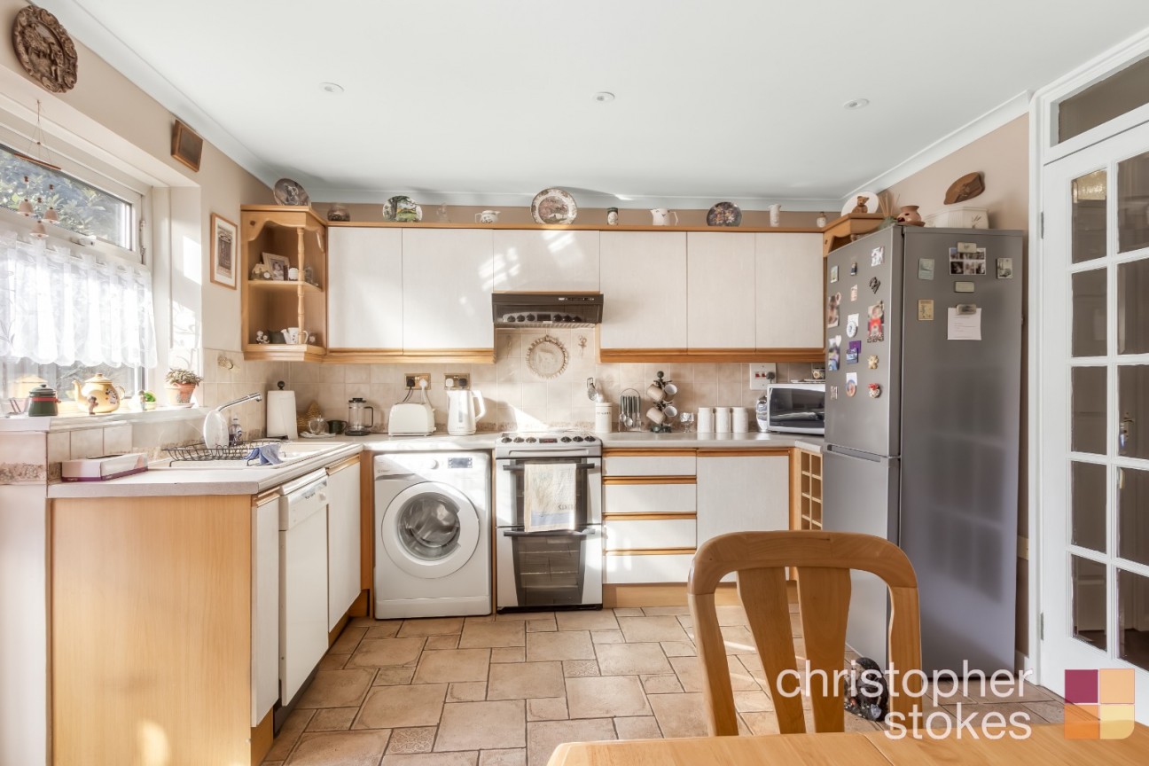 Holmesdale, Waltham Cross, Greater London, EN8 8RG