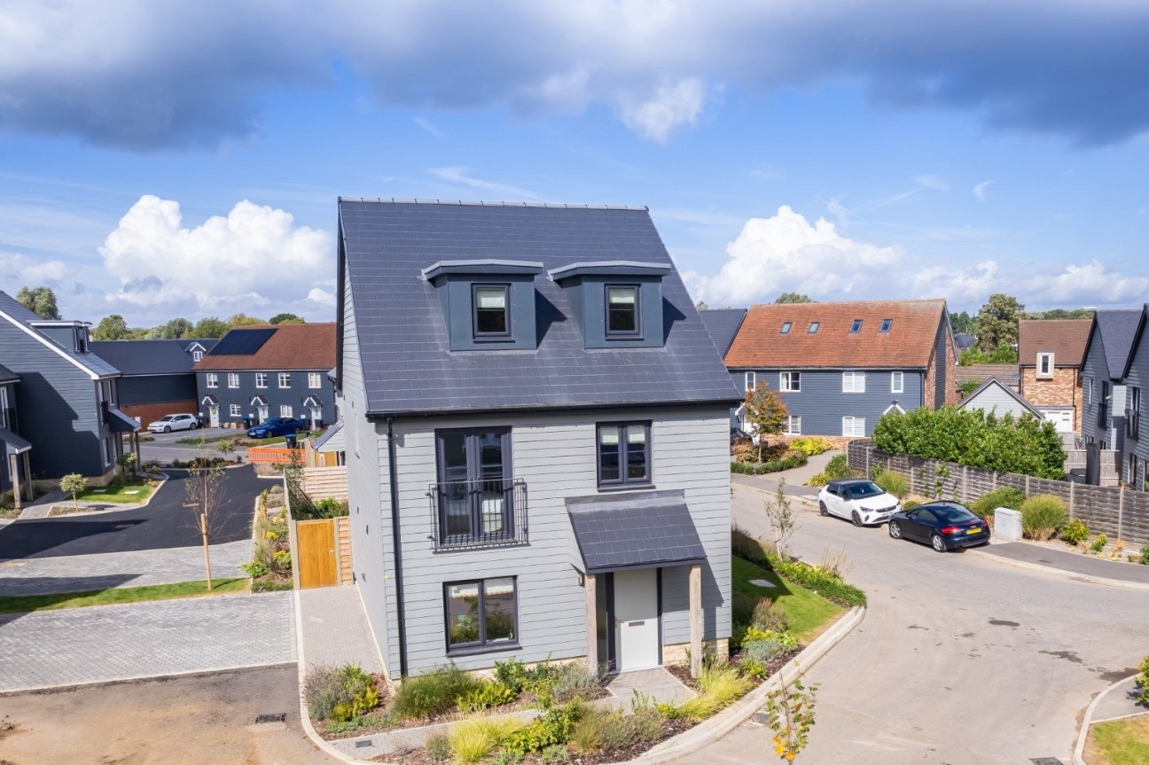 The Mallard, The Chimes, Broxbourne, Essex, EN10 6RJ