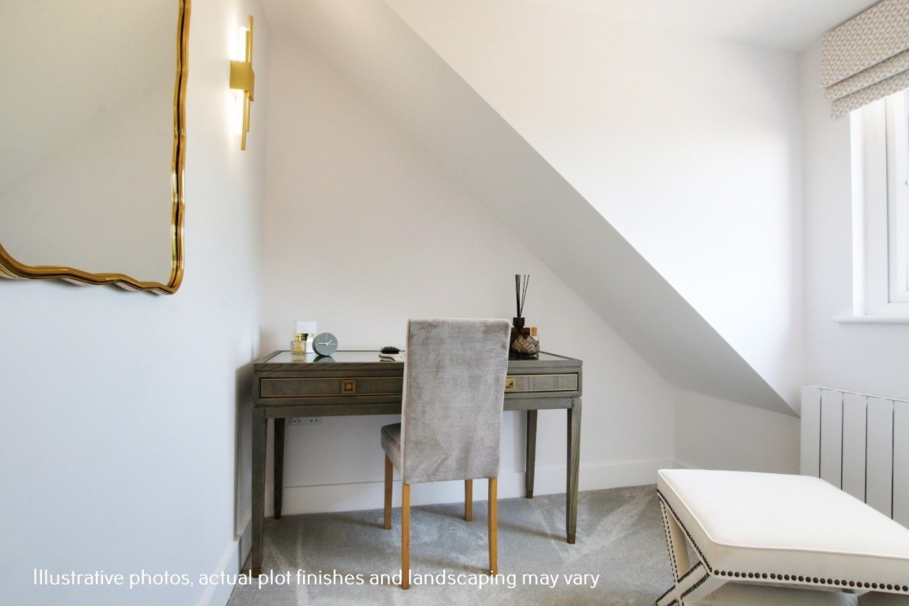 Kingfisher, The Chimes, Broxbourne, Essex, EN10 6RJ