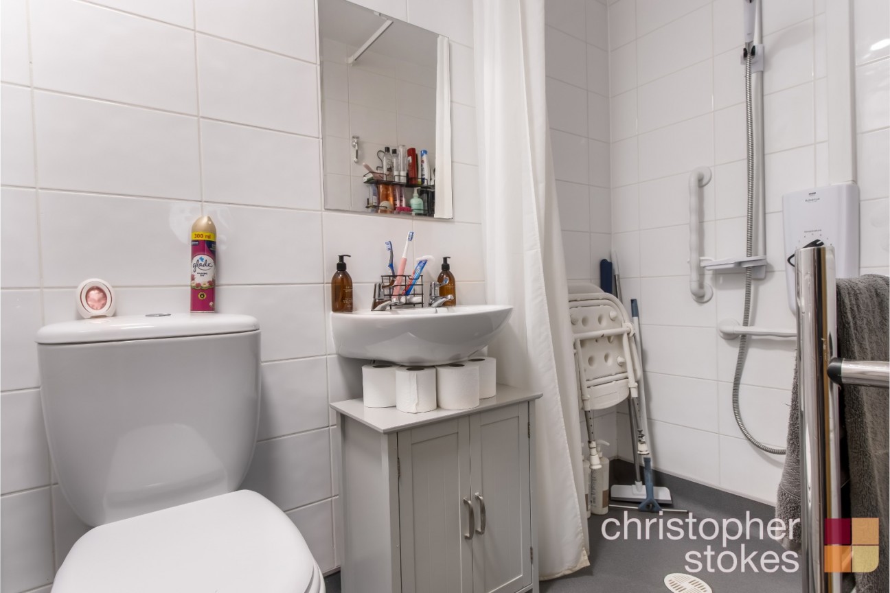 Perrysfield Road, Cheshunt, Hertfordshire, EN8 0TW