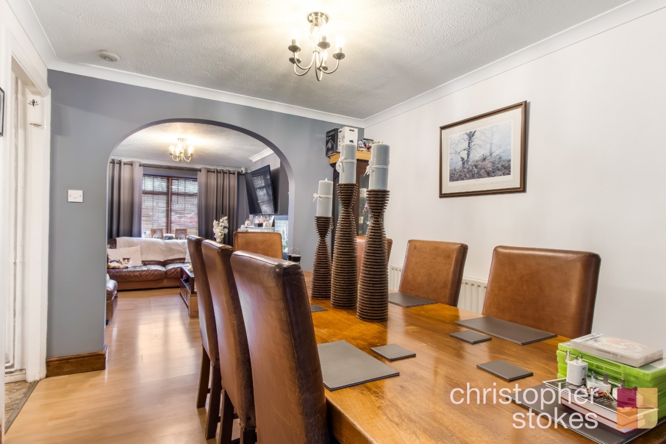 Perrysfield Road, Cheshunt, Hertfordshire, EN8 0TW