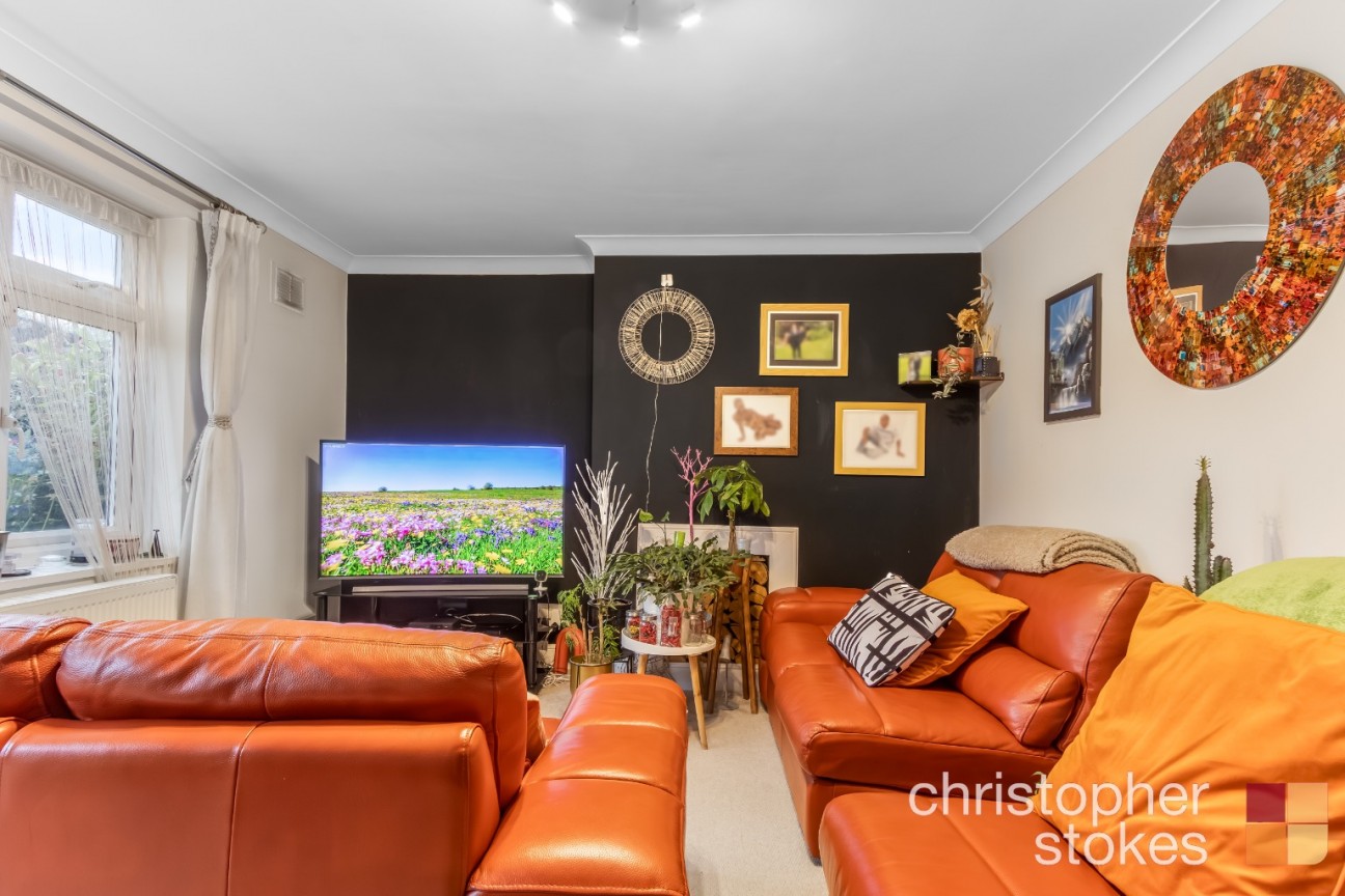 Limes Road, Cheshunt, Hertfordshire, EN8 8TJ