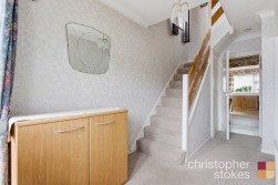 Rushleigh Avenue, Cheshunt,Hertfordshire, EN8 8PU