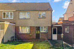 High Wood Road, Hoddesdon, Hertfordshire EN11 9AP