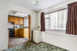 High Wood Road, Hoddesdon, Hertfordshire EN11 9AP