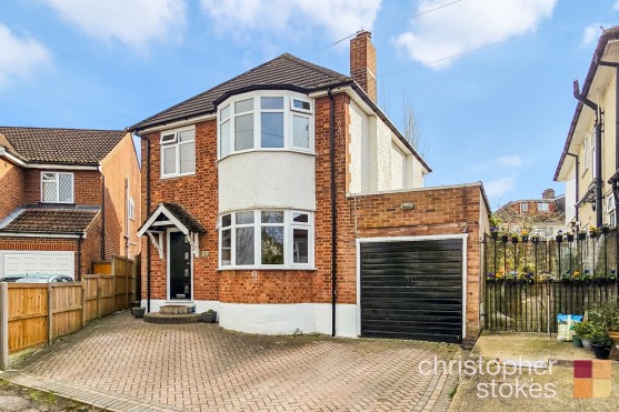 Holbeck Lane, Cheshunt, Hertfordshire, EN7 6QH