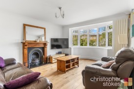 Holbeck Lane, Cheshunt, Hertfordshire, EN7 6QH