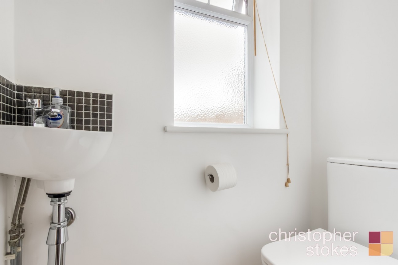 Holbeck Lane, Cheshunt, Hertfordshire, EN7 6QH