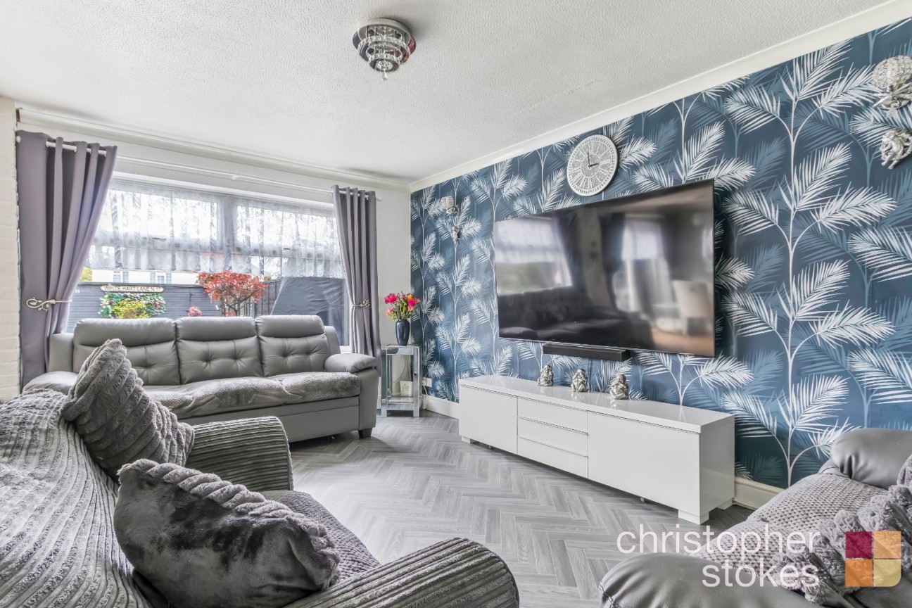 Brampton Close, Cheshunt, Hertfordshire, EN7 6HZ