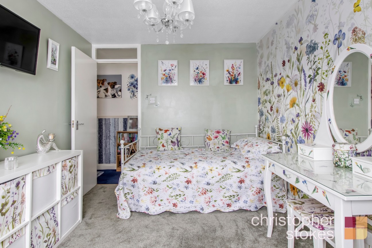 Brampton Close, Cheshunt, Hertfordshire, EN7 6HZ