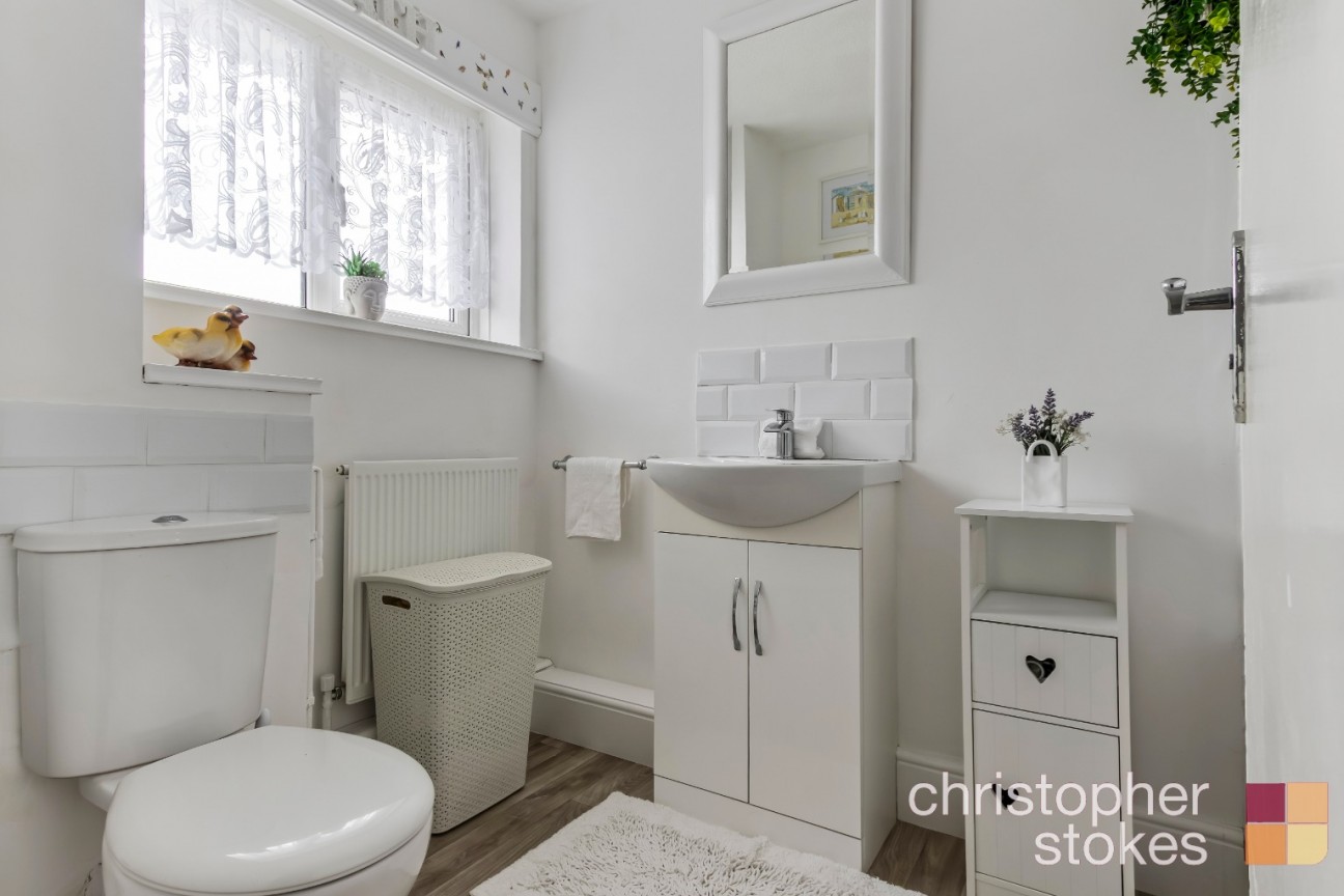 Brampton Close, Cheshunt, Hertfordshire, EN7 6HZ