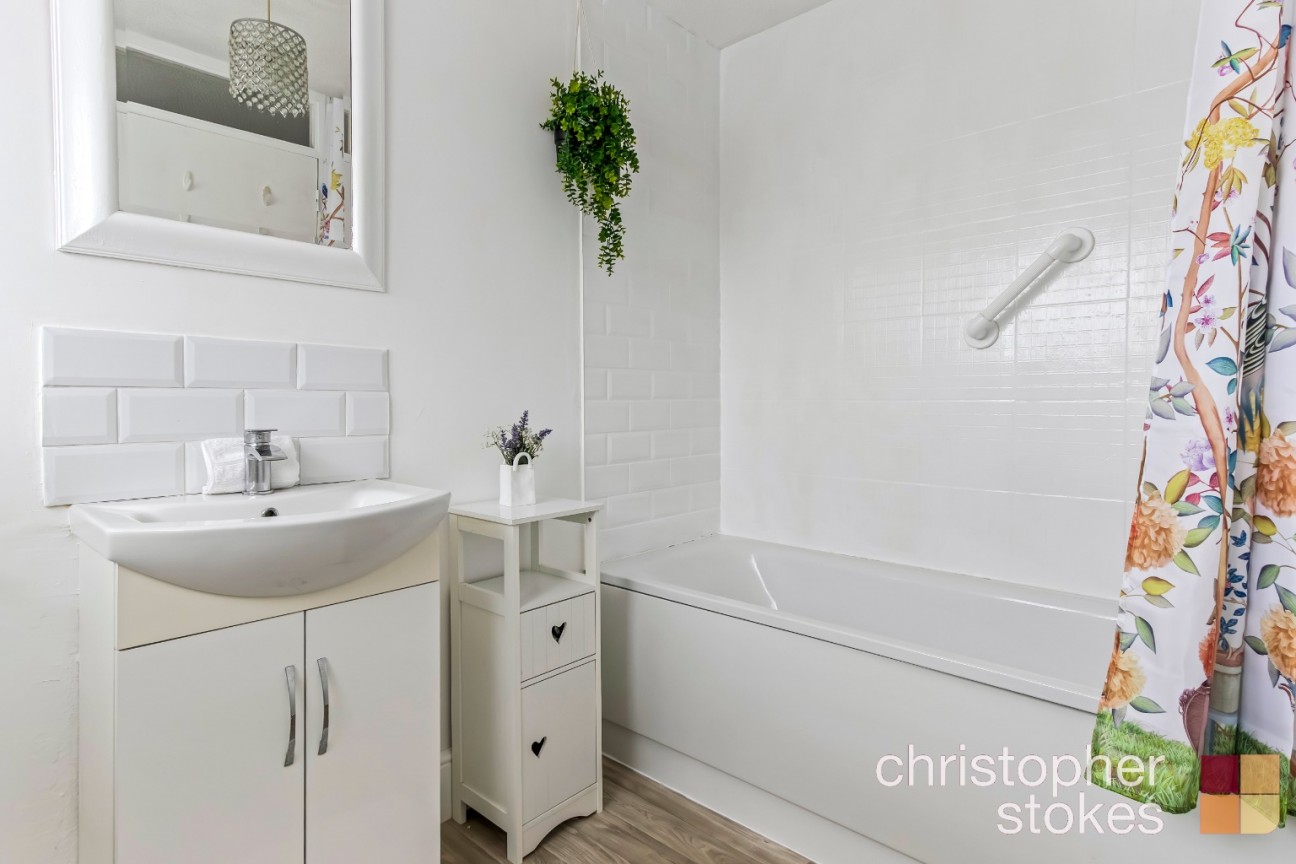 Brampton Close, Cheshunt, Hertfordshire, EN7 6HZ