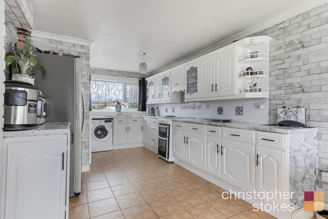 Brampton Close, Cheshunt, Hertfordshire, EN7 6HZ