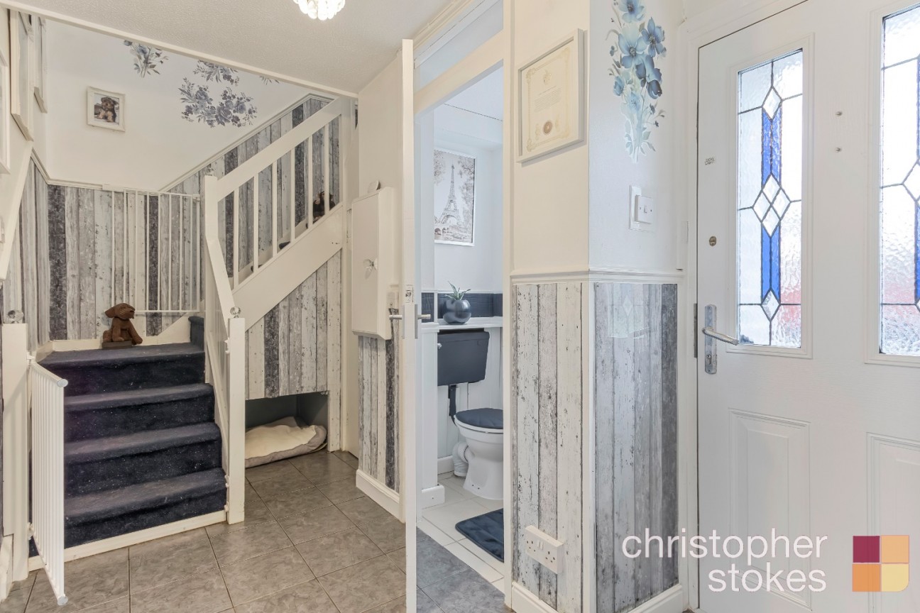 Brampton Close, Cheshunt, Hertfordshire, EN7 6HZ