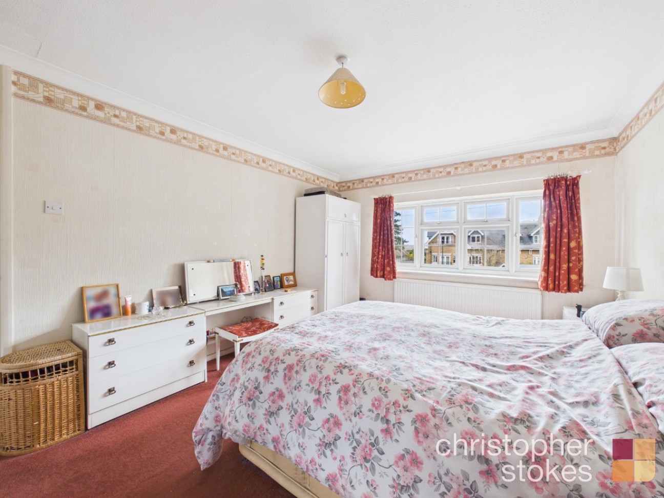 Old Park Road, Enfield, Greater London, EN2 7BH