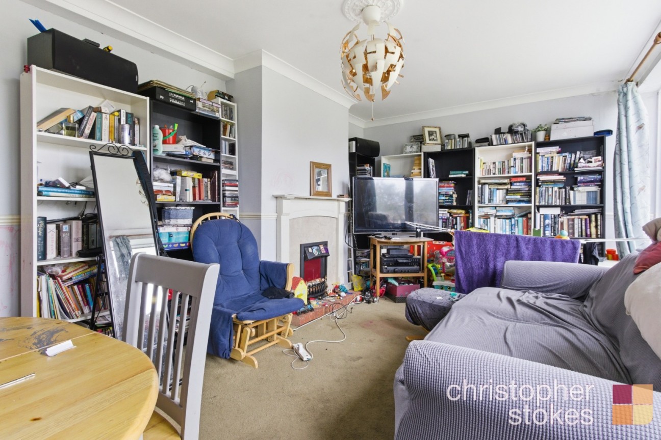 Downfield Road, Cheshunt,Hertfordshire, EN8 8SS