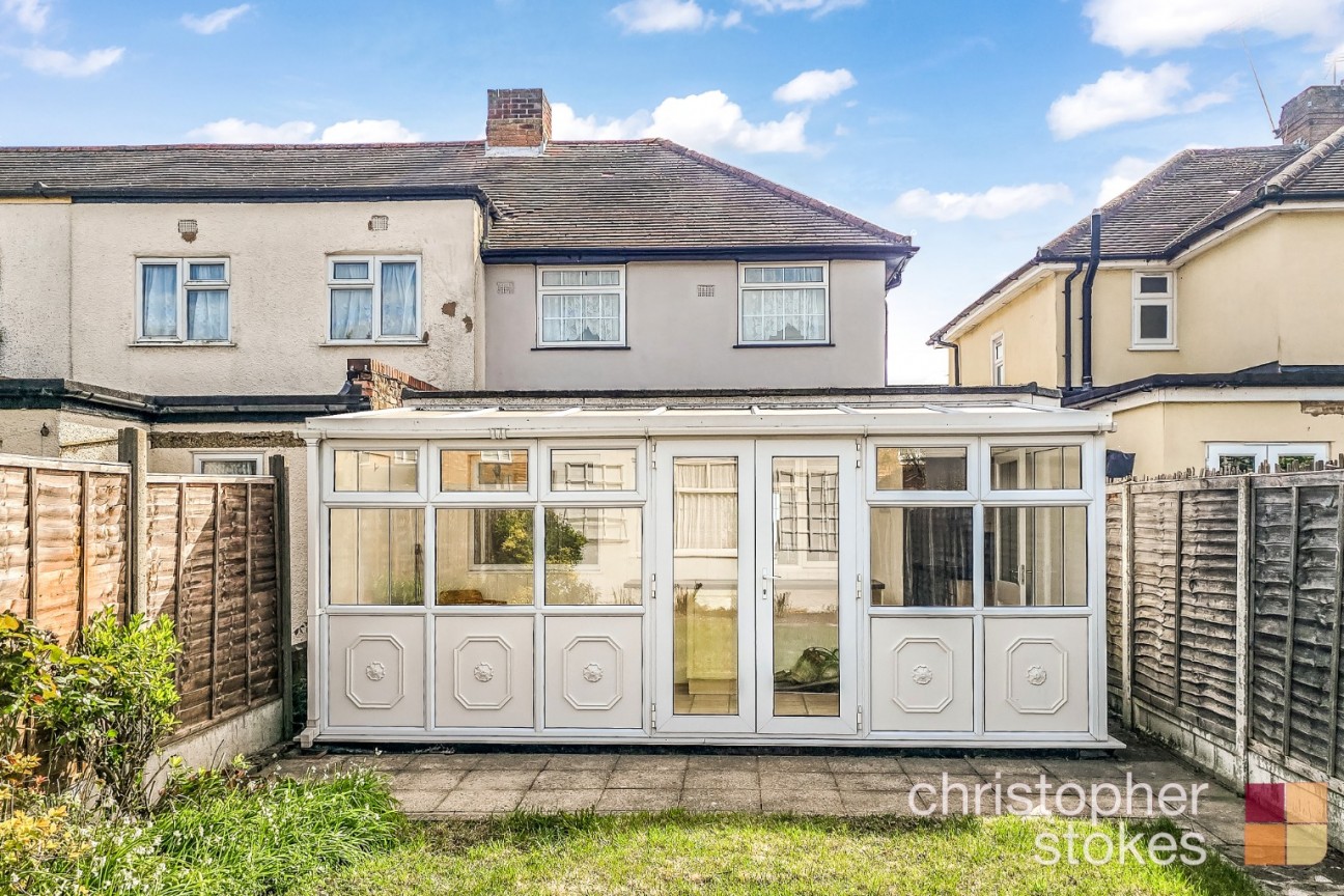 Endeavour Road, Cheshunt, Hertfordshire, EN8 0LN