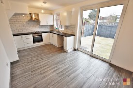 Albany Park Avenue, Enfield, Greater London, EN3 5NX