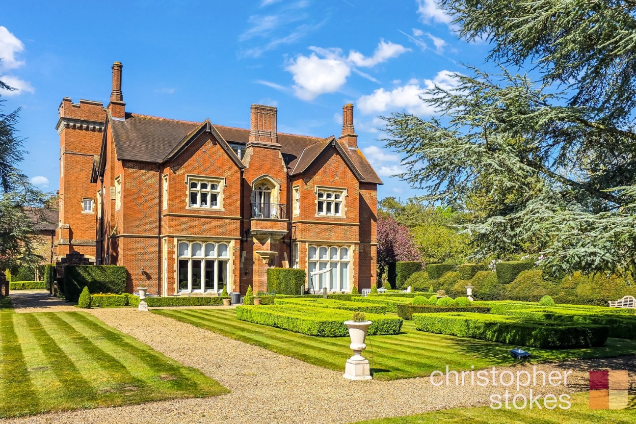 Bedwell Hall, Bedwell Park, Cucumber Lane, Essendon, Hatfield, Hertfordshire, AL9 6GJ