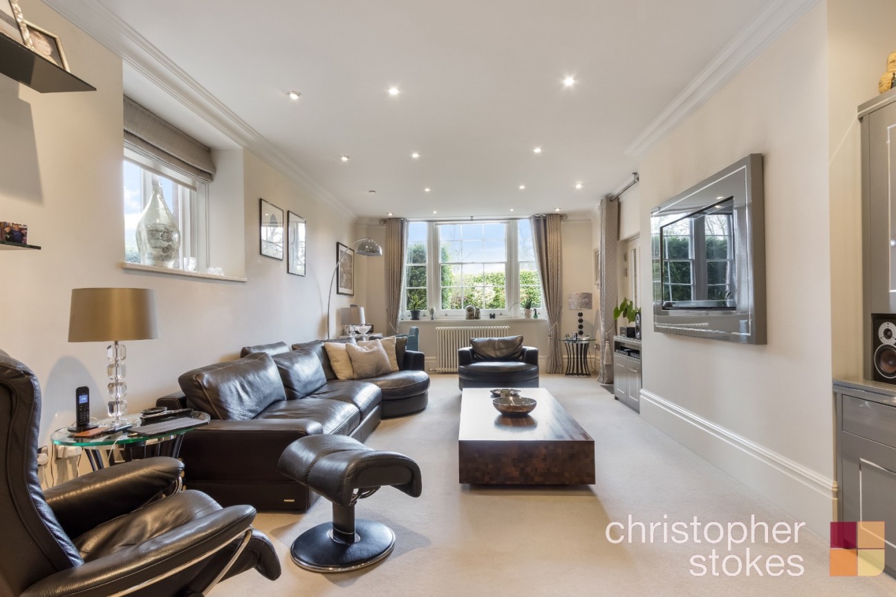 Bedwell Hall, Bedwell Park, Cucumber Lane, Essendon, Hatfield, Hertfordshire, AL9 6GJ