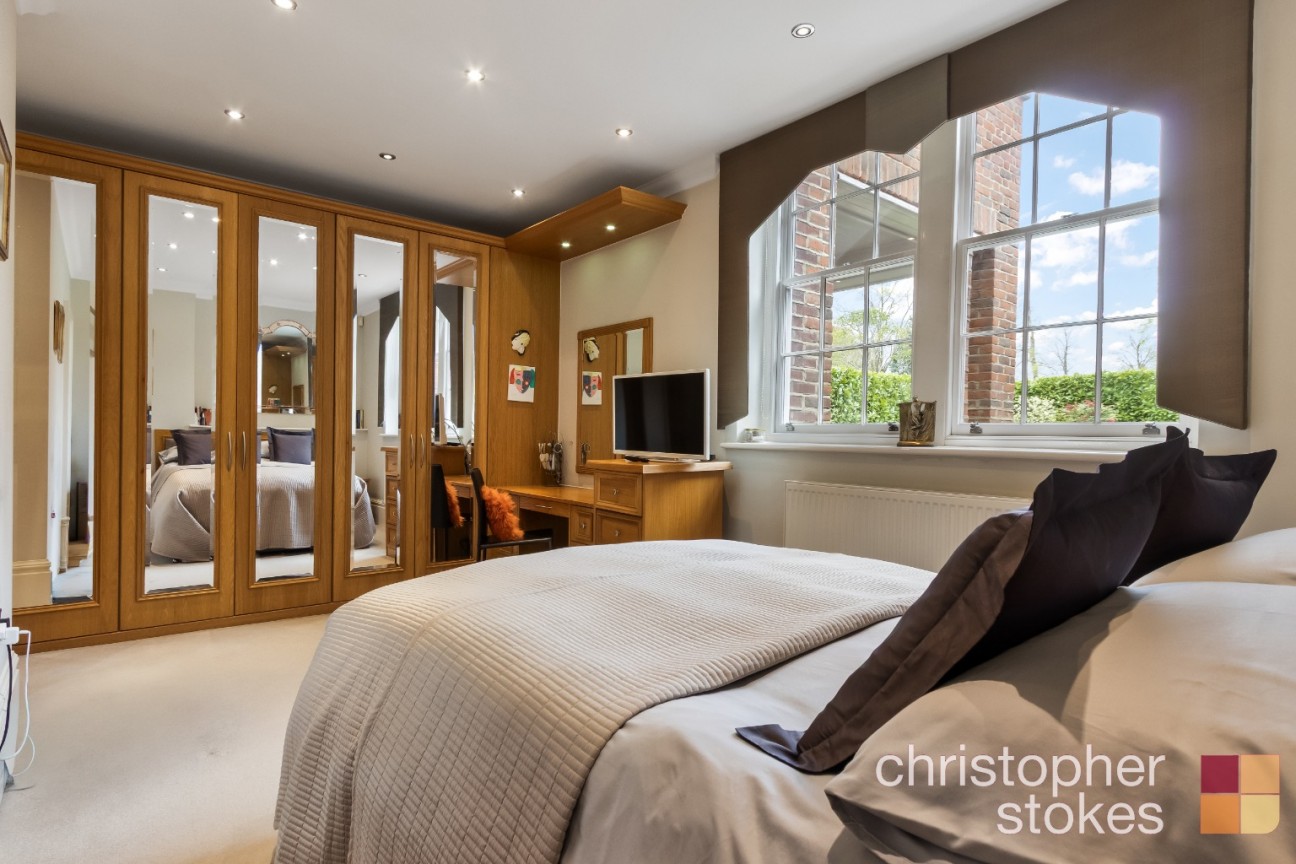 Bedwell Hall, Bedwell Park, Cucumber Lane, Essendon, Hatfield, Hertfordshire, AL9 6GJ