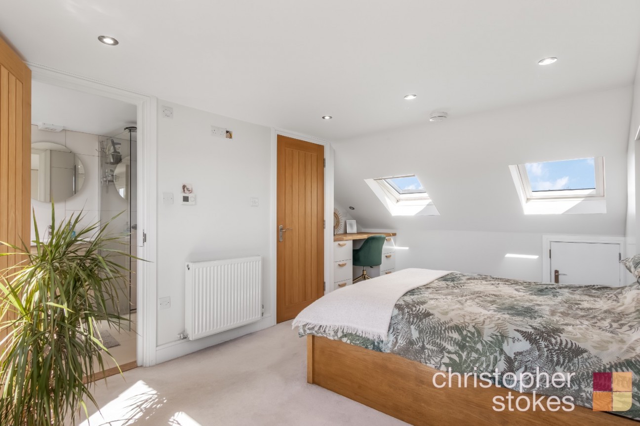 Trinity Lane, Waltham Cross, Hertfordshire, EN8 7EN