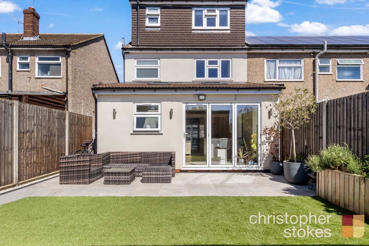 Trinity Lane, Waltham Cross, Hertfordshire, EN8 7EN