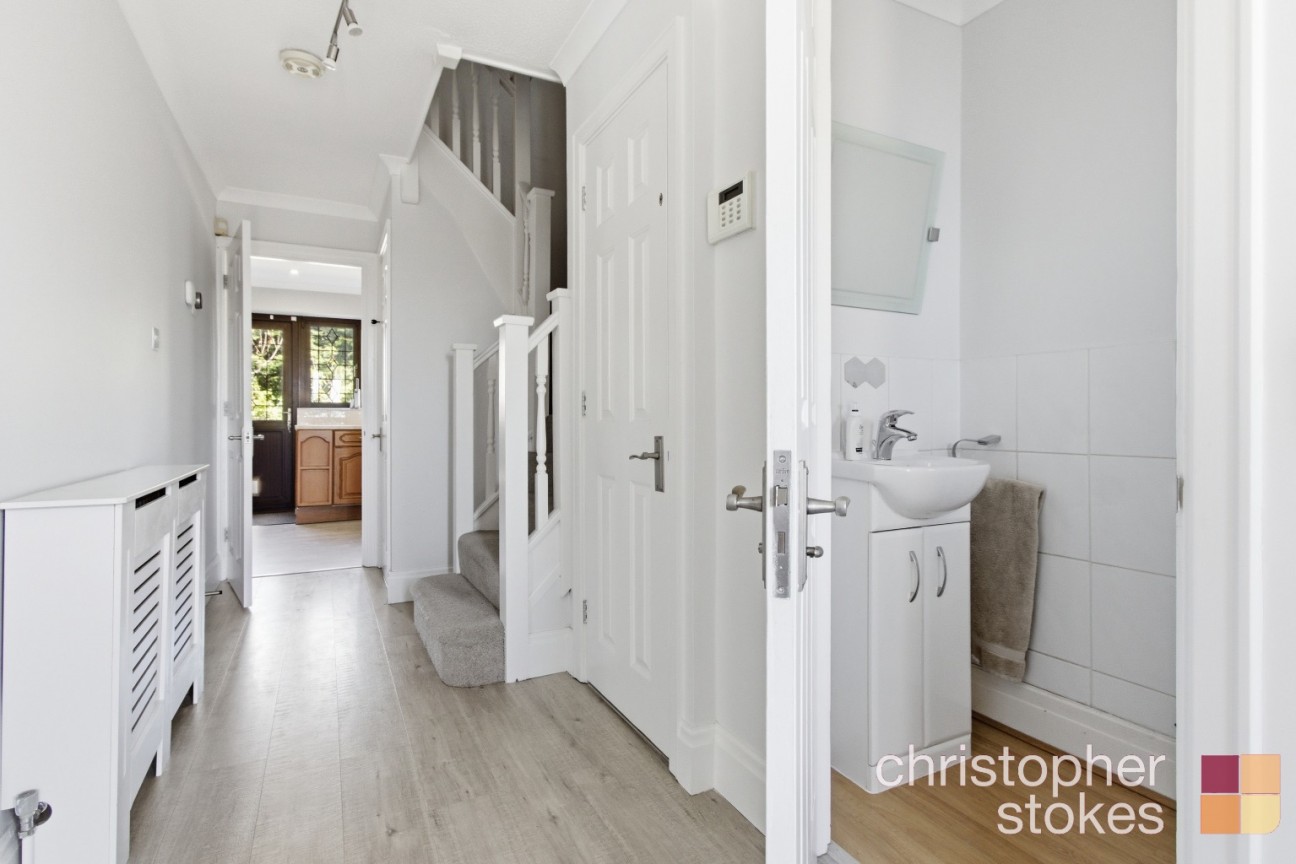 Springwood, Cheshunt, Hertfordshire, EN7 6AZ