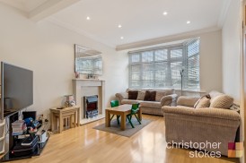 Tynemouth Drive, Enfield, Greater London, EN1 4LR