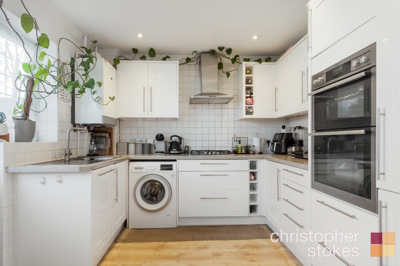 Leaforis Road, Cheshunt, Hertfordshire, EN7 6NB