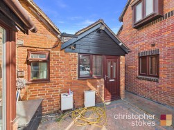 Campine Close, Cheshunt,Hertfordshire, EN8 0UH