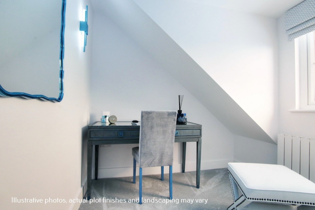 The Heron, The Chimes, Old Nazeing Road, Broxbourne, Essex, EN10 6RJ