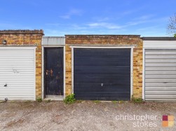 Hobbs Close, Cheshunt, Hertfordshire, EN8 0EB