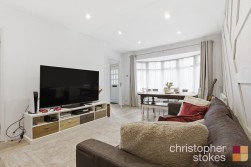 Bonney Grove, Goffs Oak, Waltham Cross, Hertfordshire, EN7 5LS