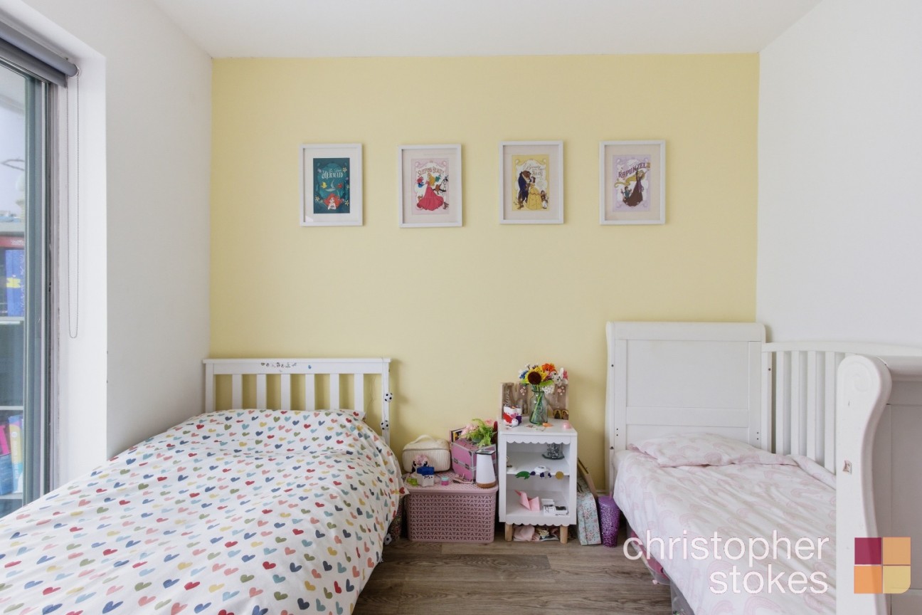 Bonney Grove, Goffs Oak, Waltham Cross, Hertfordshire, EN7 5LS