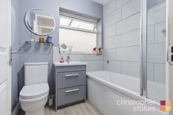 Bonney Grove, Goffs Oak, Waltham Cross, Hertfordshire, EN7 5LS