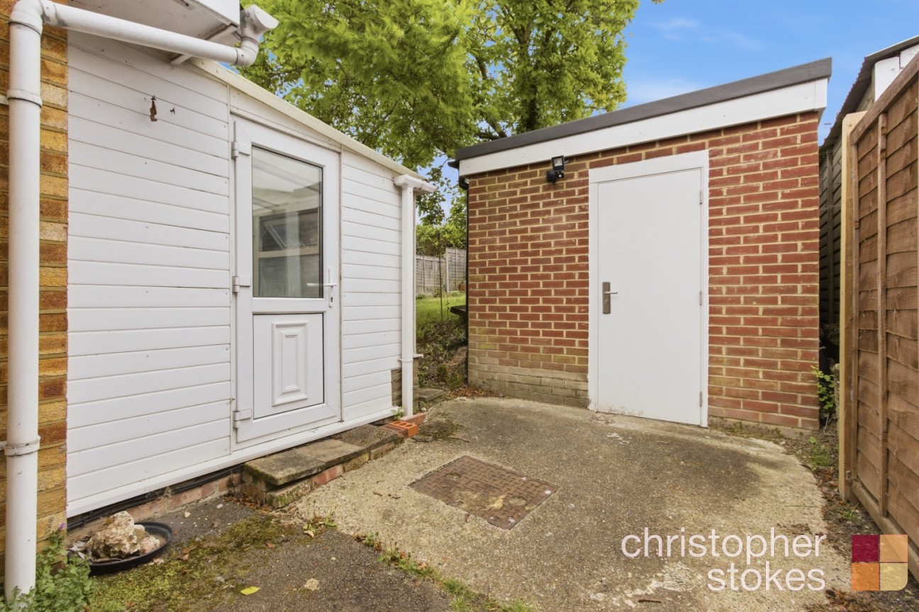 Bonney Grove, Goffs Oak, Waltham Cross, Hertfordshire, EN7 5LS