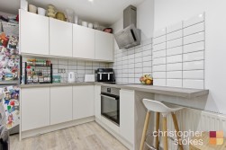 Bonney Grove, Goffs Oak, Waltham Cross, Hertfordshire, EN7 5LS