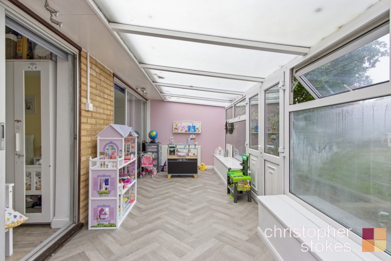 Bonney Grove, Goffs Oak, Waltham Cross, Hertfordshire, EN7 5LS